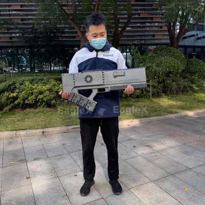 Askeri Polis Konserleri için 36 saatlik Dayanıklı Portable Drone Savunma Çözümü 1-3KM FPV Drone Jammer 5KM Deteksi Dedektörü ile