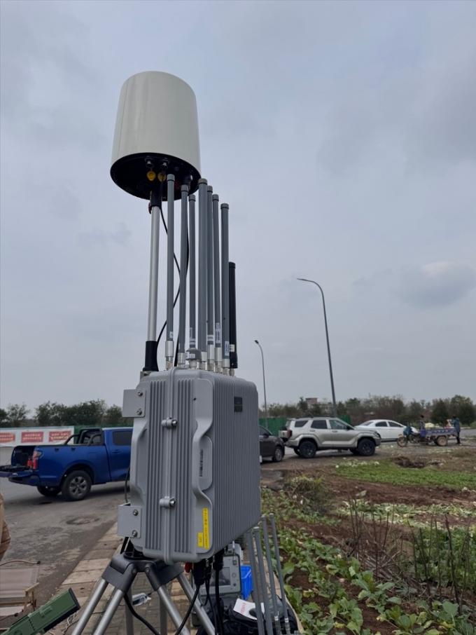 Gelişmiş Drone Sahteleme Cihazı: Elektromanyetik Müdahale Yok, Çok Modlu GPS Sahteleme 0