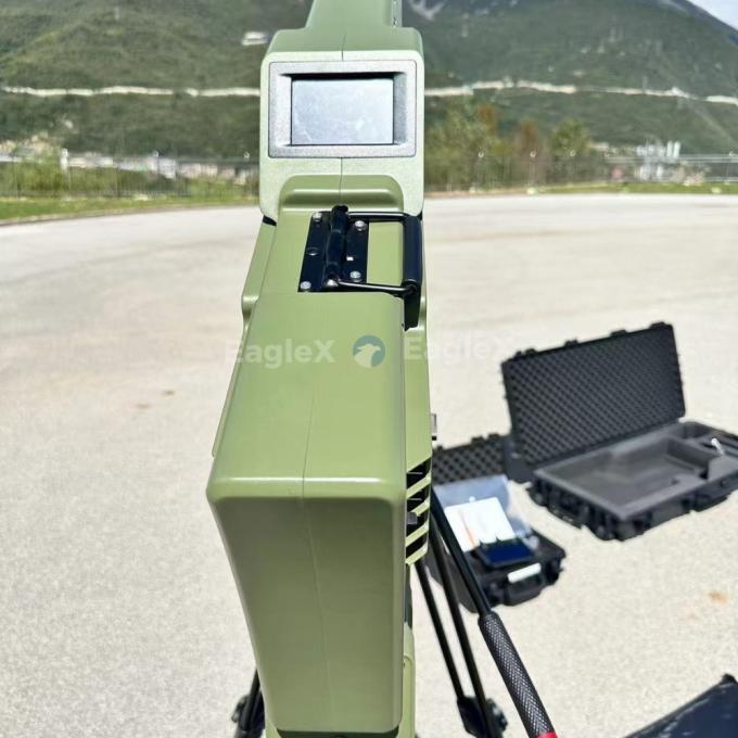 3'te 1 (Taplama ve Engelleme ve Sahtekârlık) Mobil Drone Savunma Cihazı Taşınabilir FPV Drone Jammer 0